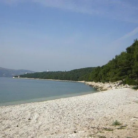 Strandnahe Jure Mit Grosser Terrasse Apartman